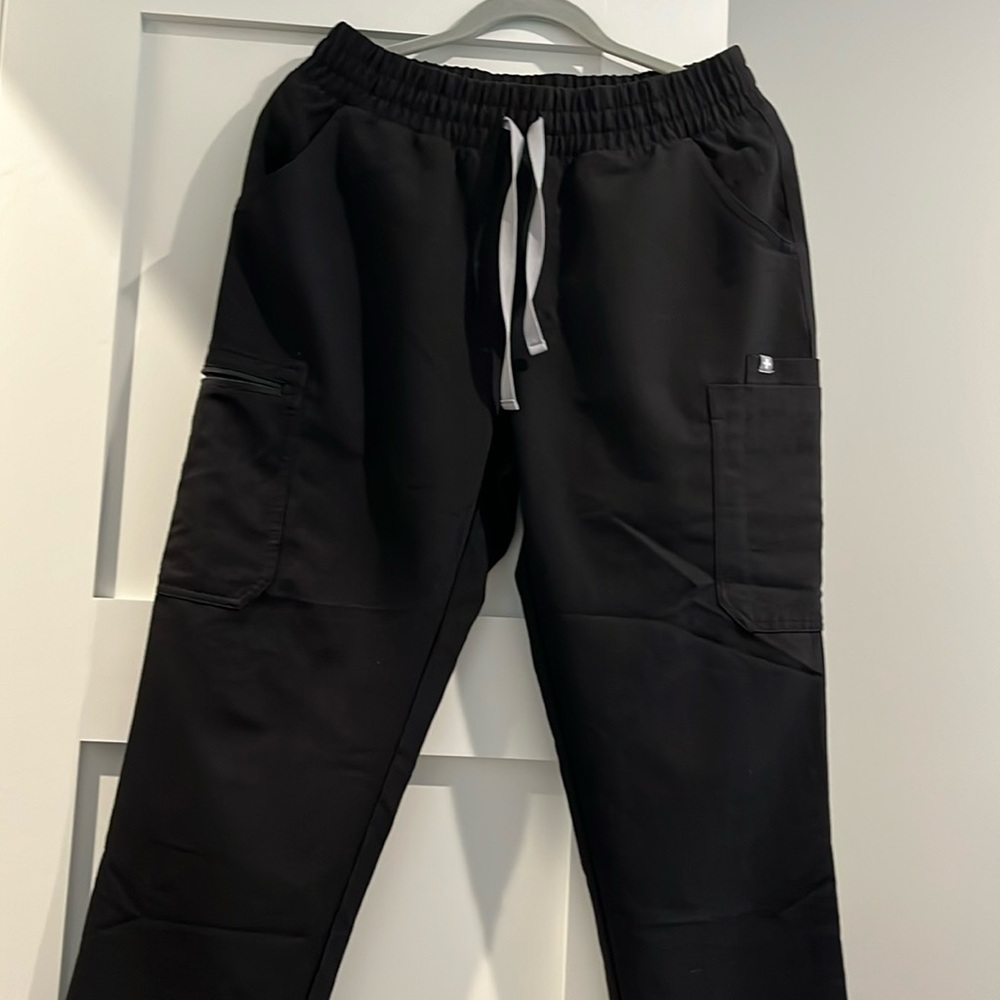 Figs High Waisted Yola Skinny Scrub Pant Black M Petite